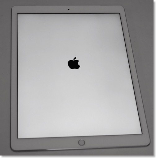 iPad - 画面割れ iPad 第8世代 128GB Wi-Fiの